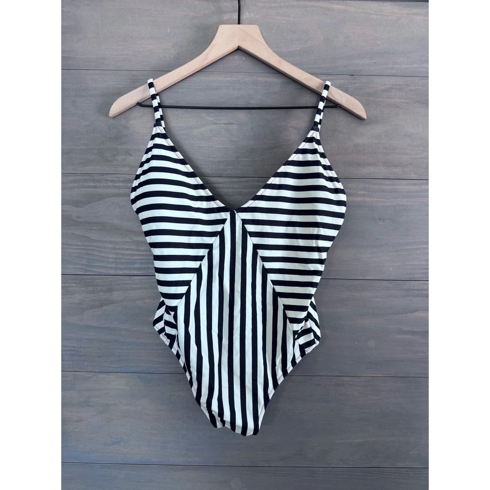 J. Crew Mixed Stripe Paneled One-Piece Swimsuit Navy White J5037  Size 8 NWT‎